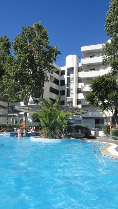 Basen The Residence Family & Fun