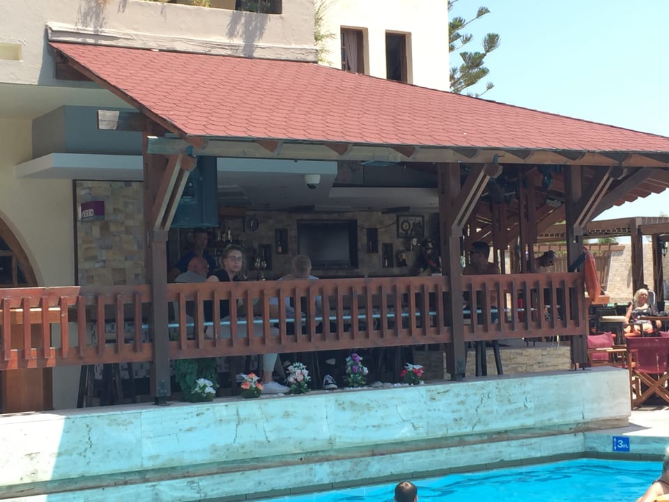 Pool Gaia Garden Hotel