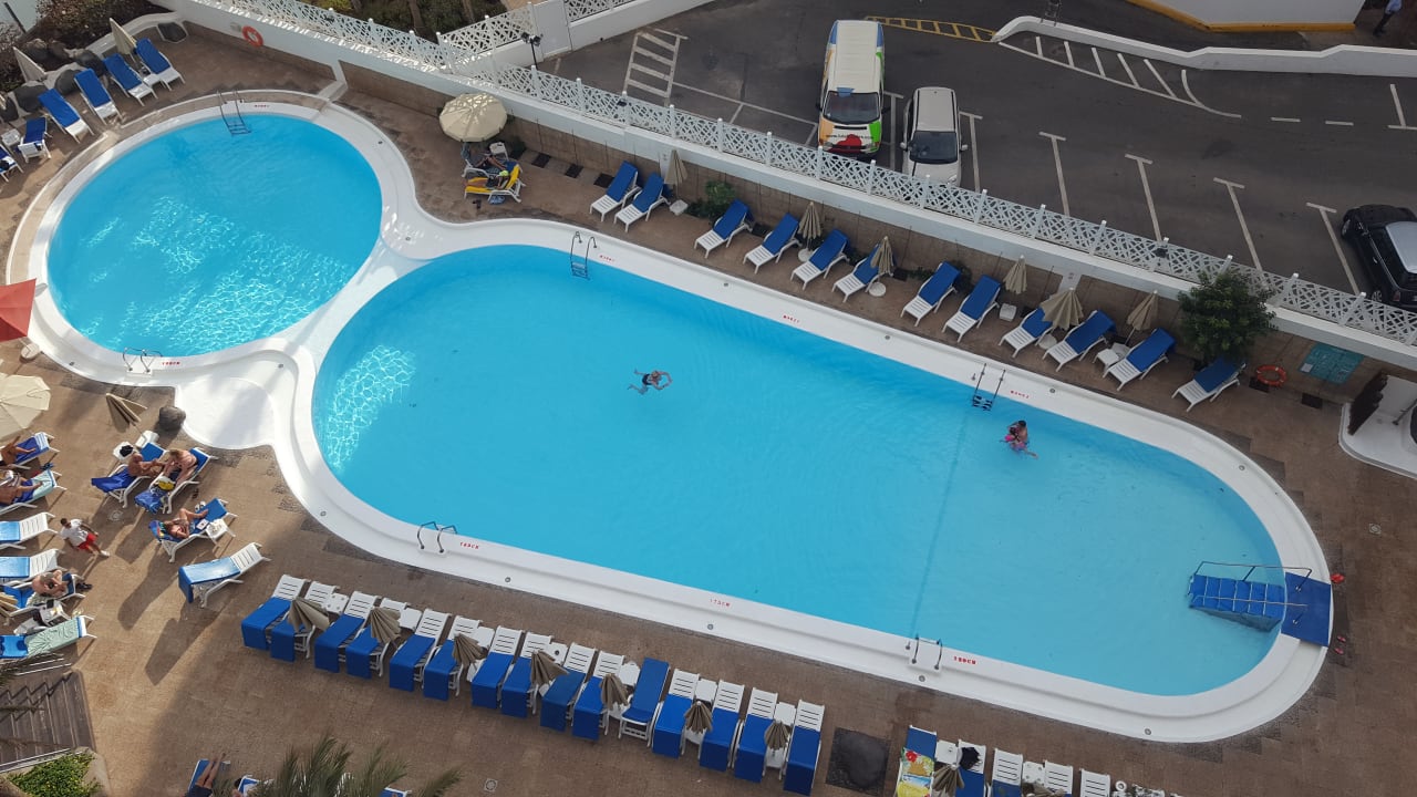 Pool Bull Escorial & Spa