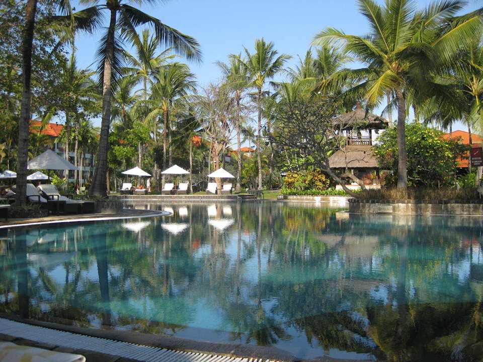 Pool The Laguna A Luxury Collection Resort & Spa