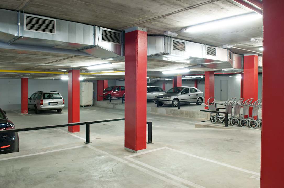 Parking ibis budget Hotel Lleida