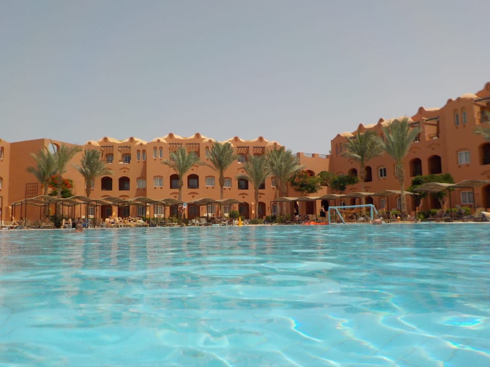 Großer Pool Jaz Makadi Oasis Resort