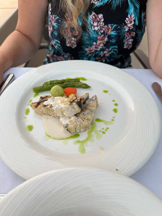 Gastro Adora Hotel & Resort