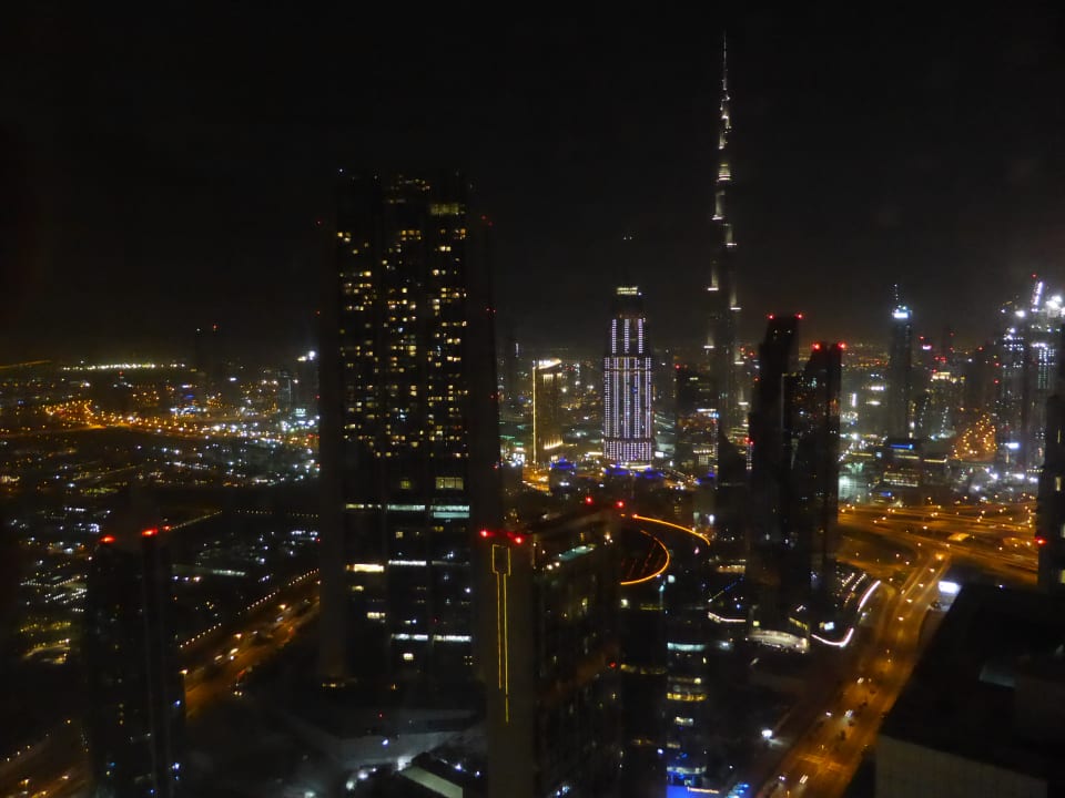 Zimmer Rose Rayhaan by Rotana