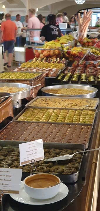 Gastro Starlight Resort Hotel