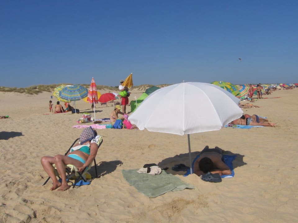 Na plaży Hotel Yellow Praia Monte Gordo