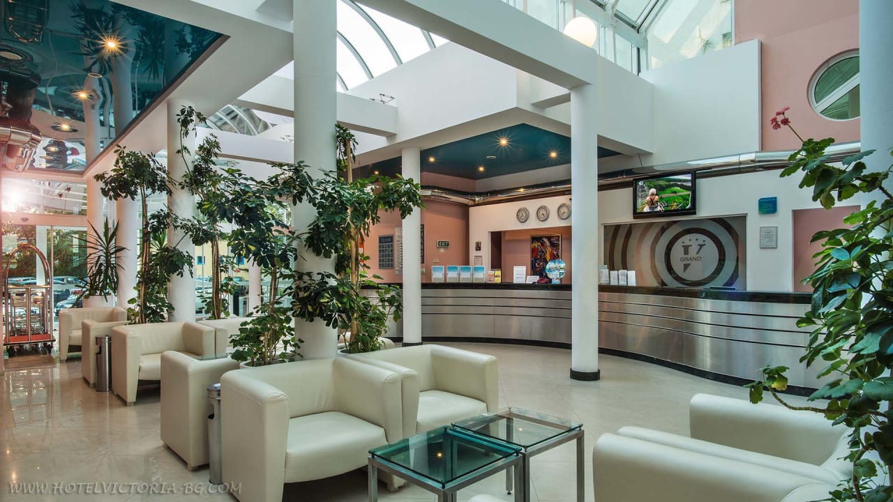 Lobby Effect Grand Victoria Hotel