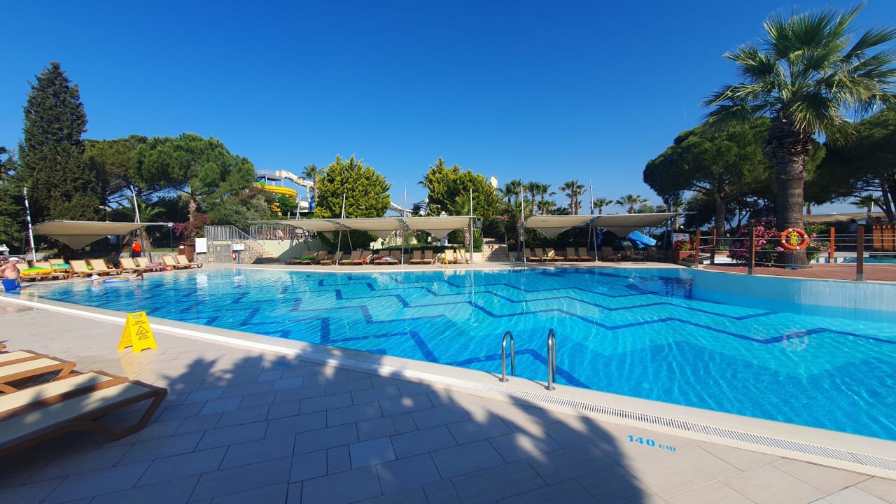 Pool Hotel Pine Bay Holiday Resort