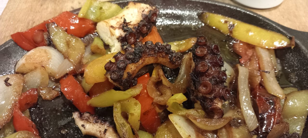 Gastro Xanadu Resort Hotel