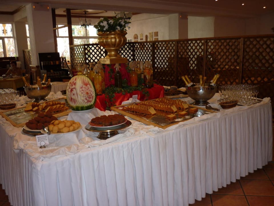 Sekt und Kuchen (Frühstück) Porto Bello Beach