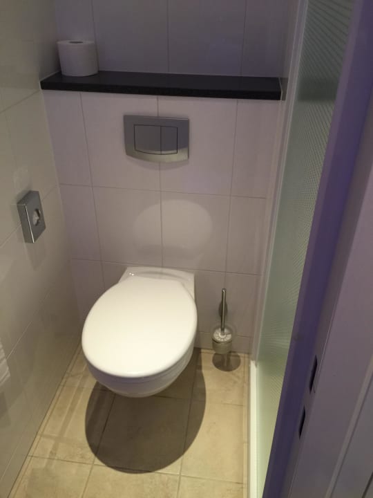 Klein aber fein das Badezimmer  Holiday Inn Express Gütersloh