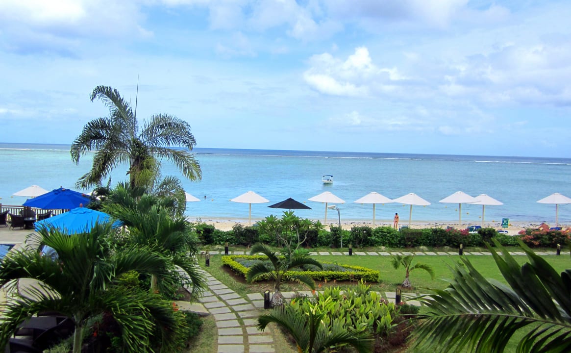 Blick zum Strand aus der 1.Etage Pearle Beach Resort & Spa