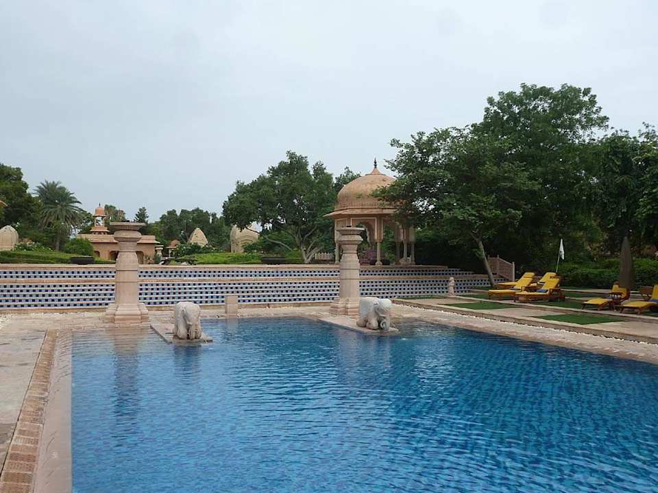 Pool im Rajvilas Hotel The Oberoi Rajvilas