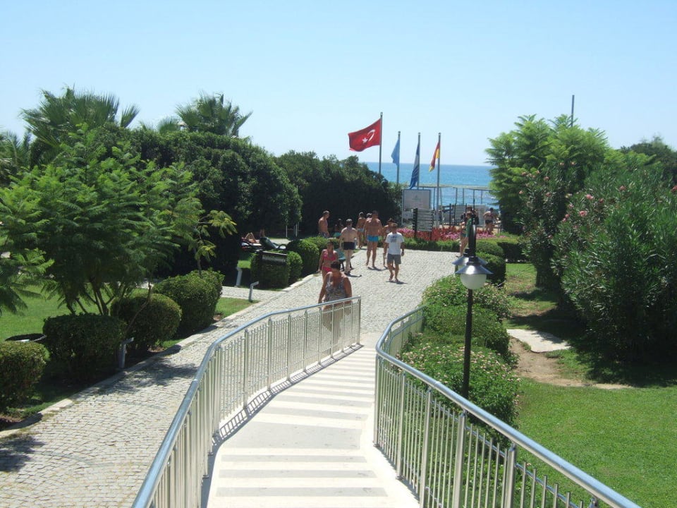 Weg zum Strand   Arcanus Hotels Sorgun