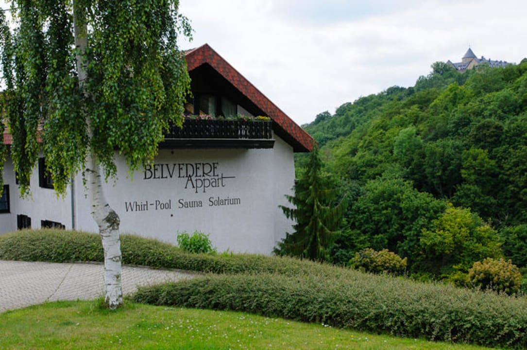 Apartment-Haus mit Blick auf Schloss Waldeck BELVEDERE - das Bio Hotel garni & SuiteHotel am Edersee