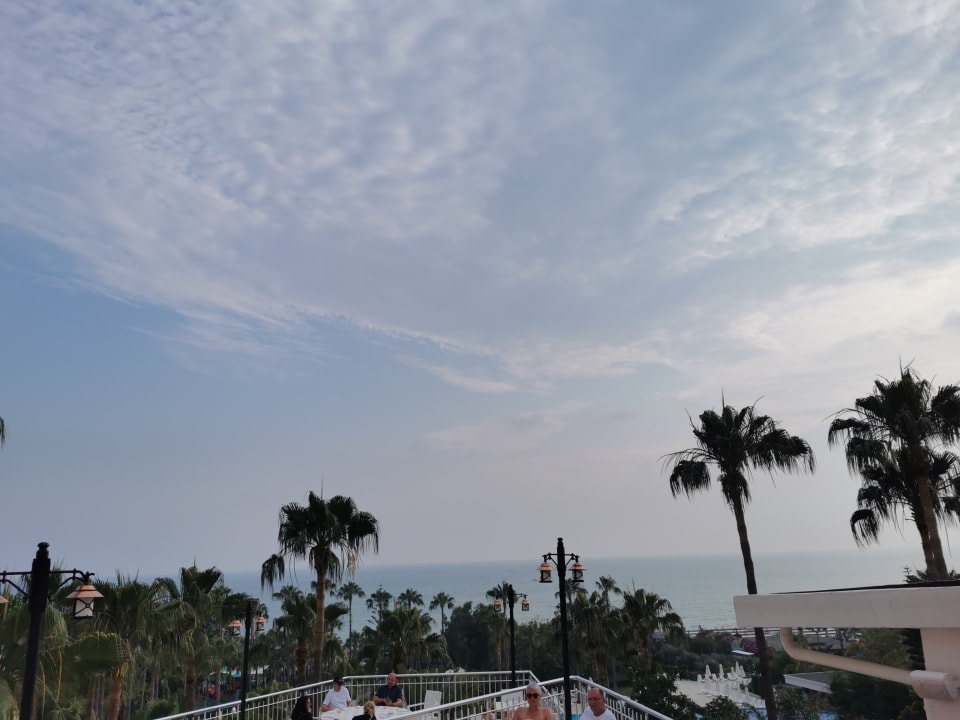Ausblick Iz Flower Side Beach Hotel