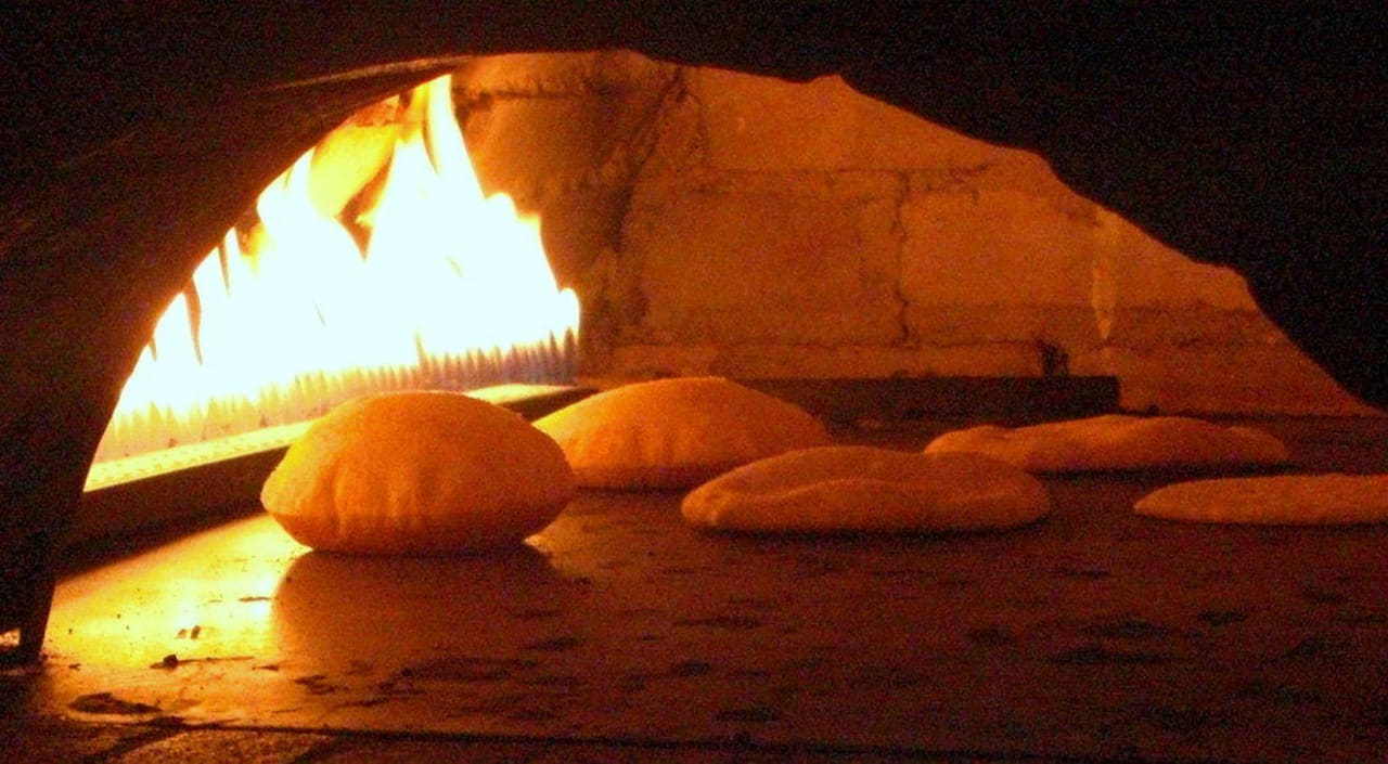 Ägyptisches Brot Pickalbatros Alf Leila Wa Leila Resort - Neverland Hurghada