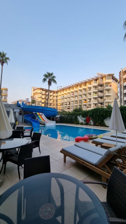 Pool Blue Diamond Alya