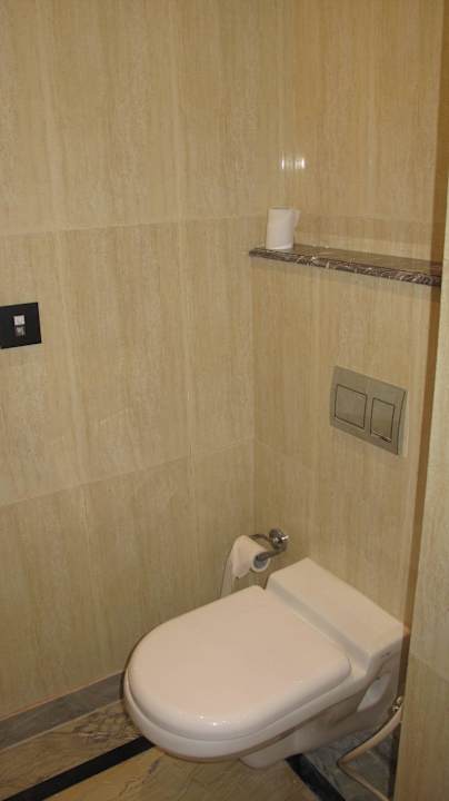 Toilette RAMADA Khajuraho Hotel