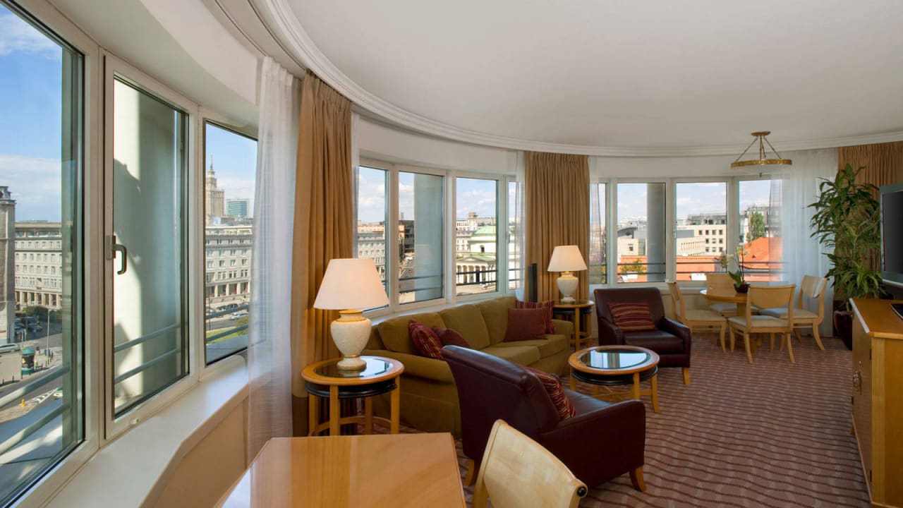 Sheraton Club at the Sheraton Warsaw Hotel Sheraton Warsaw Hotel