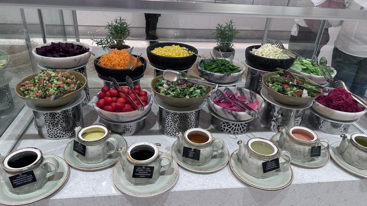 Gastro Acanthus Cennet Barut Collection