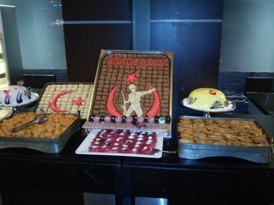 Büffet Limak Lara Deluxe Hotel & Resort