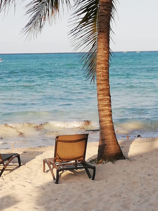 Strand Karafuu Beach Resort & Spa