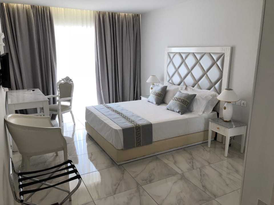 Schlafzimmer Villa Sandy Villas Resort