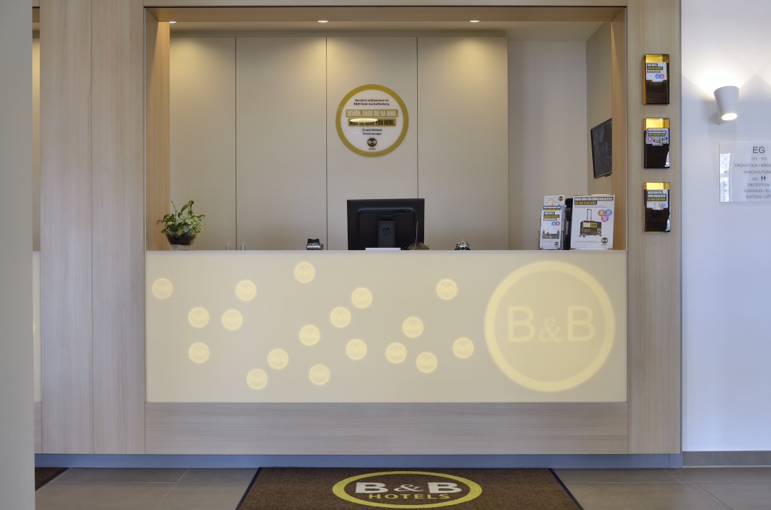 Lobby B&B Hotel Aschaffenburg