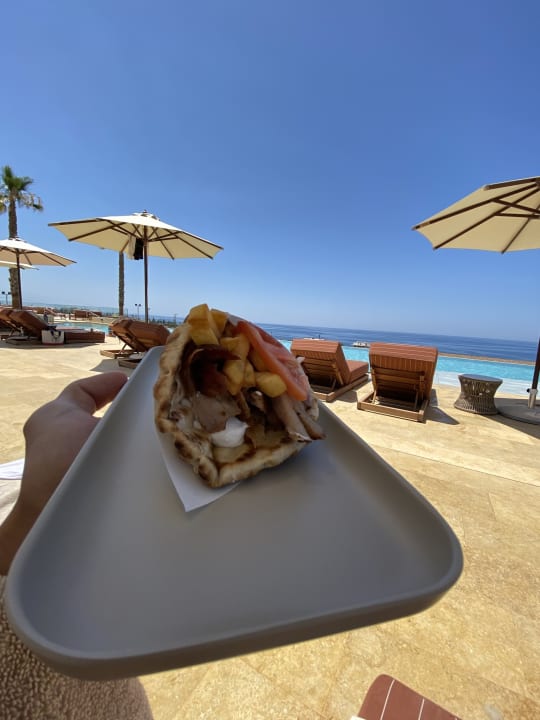 Gastro The Royal Senses Resort, Curio Collection by Hilton