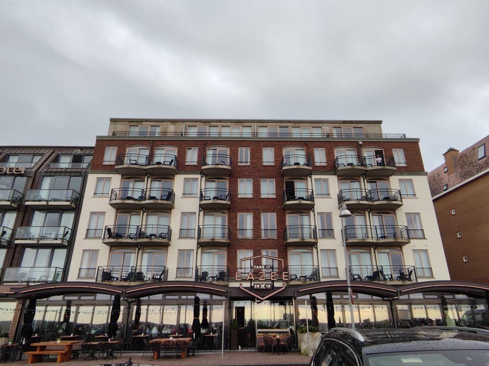 Außenansicht Strandhotel Golfzang