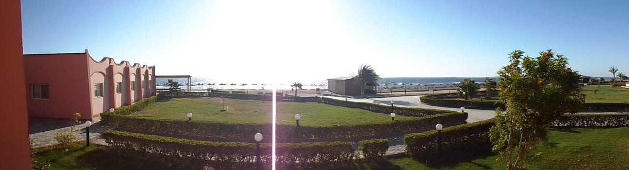 Morgensonne wie lieb ich dich Three Corners Happy Life Beach Resort