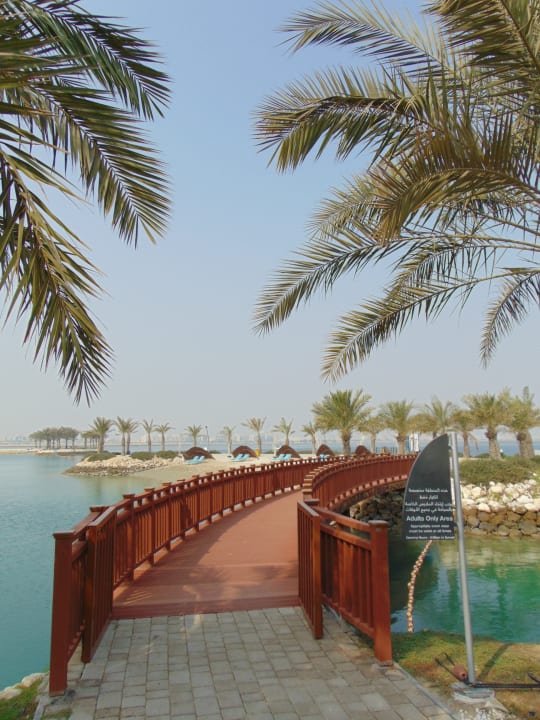 Strand The Art Hotel & Resort