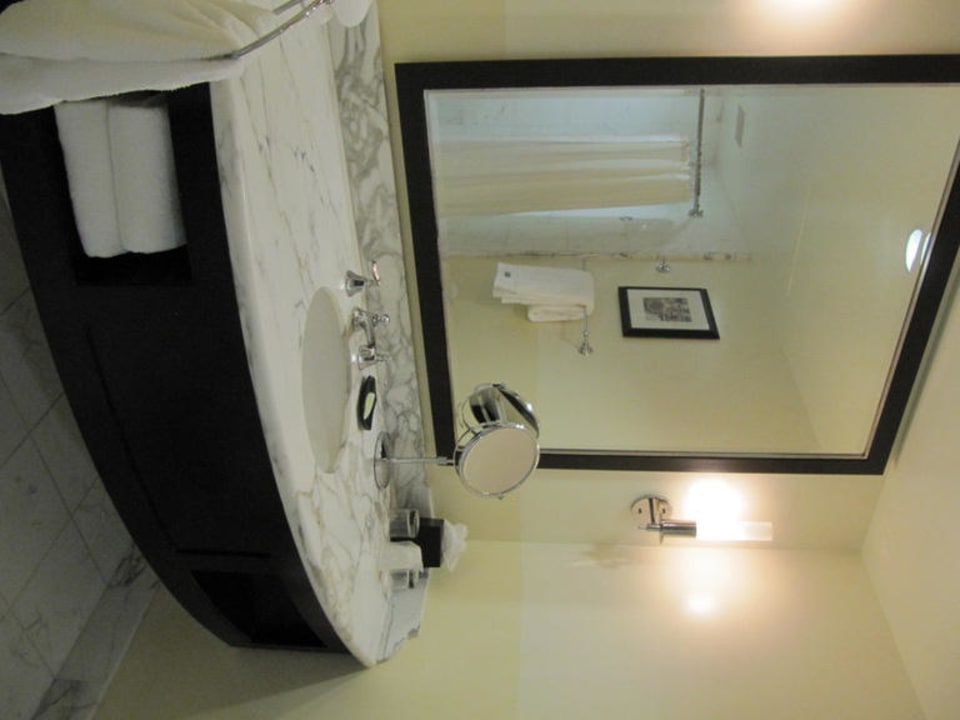 Badezimmerkommode mit Spiegel Hotel The Westin St. Francis