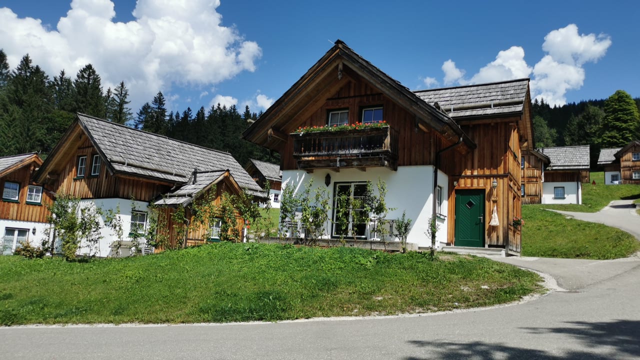 Außenansicht AlpenParks Hagan Lodge