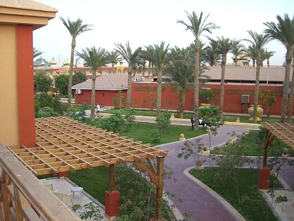 Unter der Terrasse Pickalbatros Alf Leila Wa Leila Resort - Neverland Hurghada