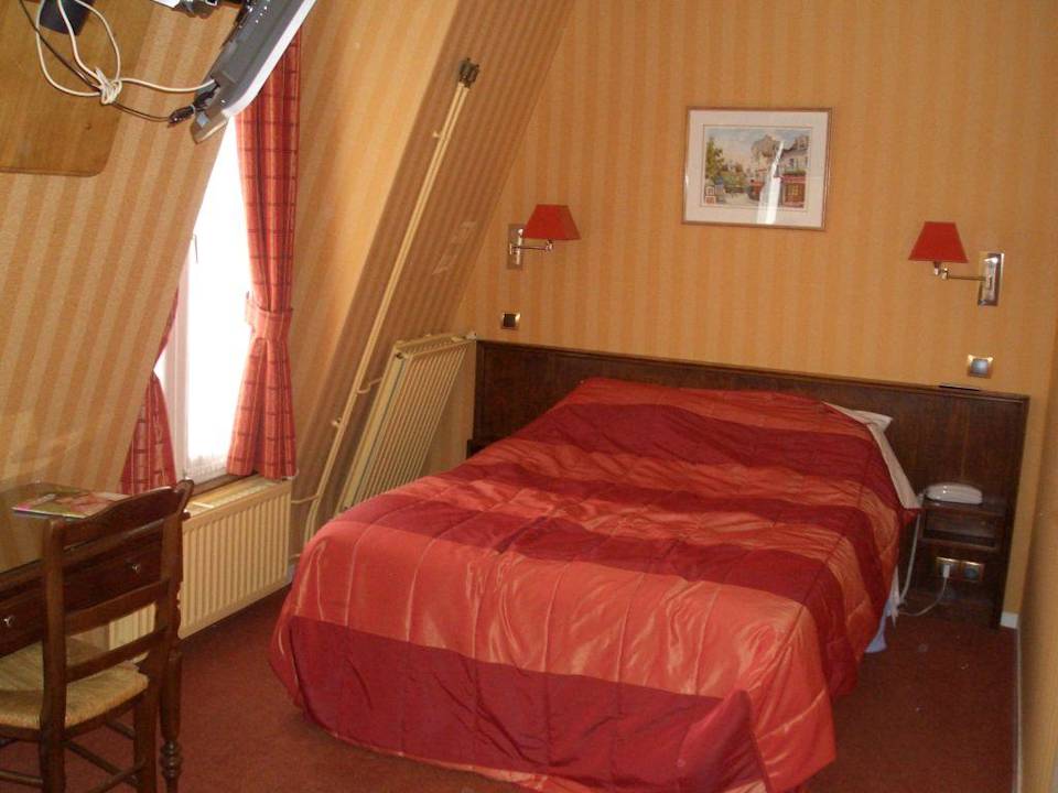 Doppelbett Hotel des Arts Montmatre