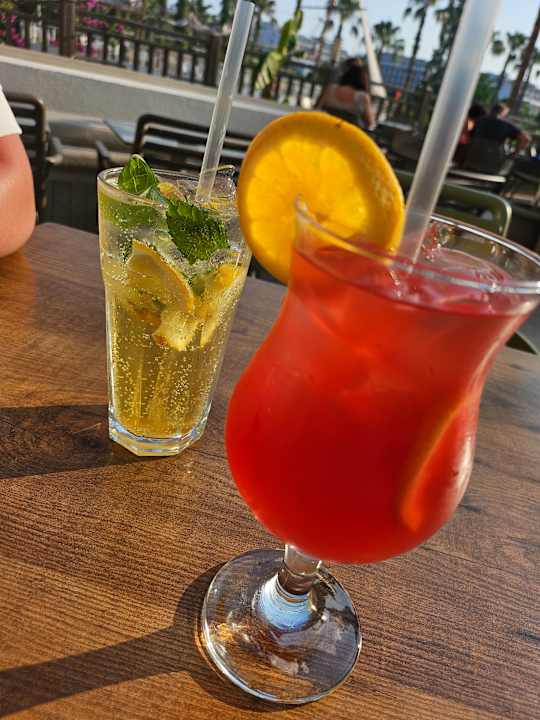 Gastro Can Garden Resort