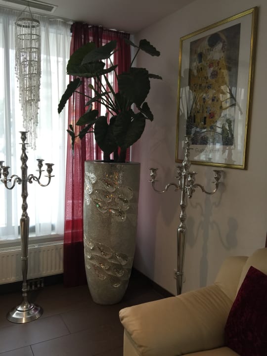 Sonstiges A&T Hostel