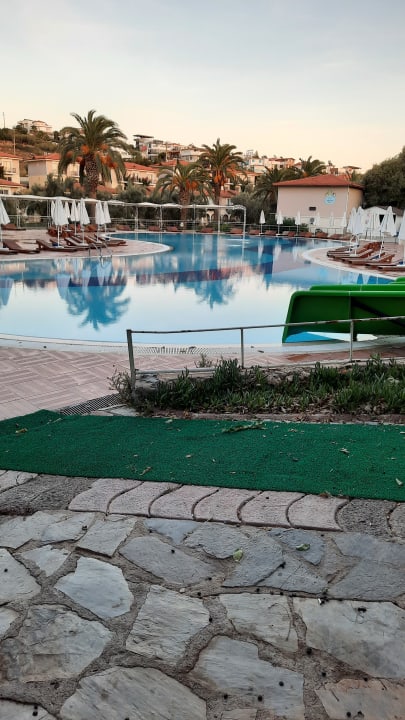 Pool Club Resort Atlantis