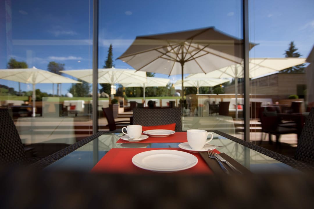 Kulinarik auf unserer Terrasse genießen Gesundheitsresort & Spa Rosenalp