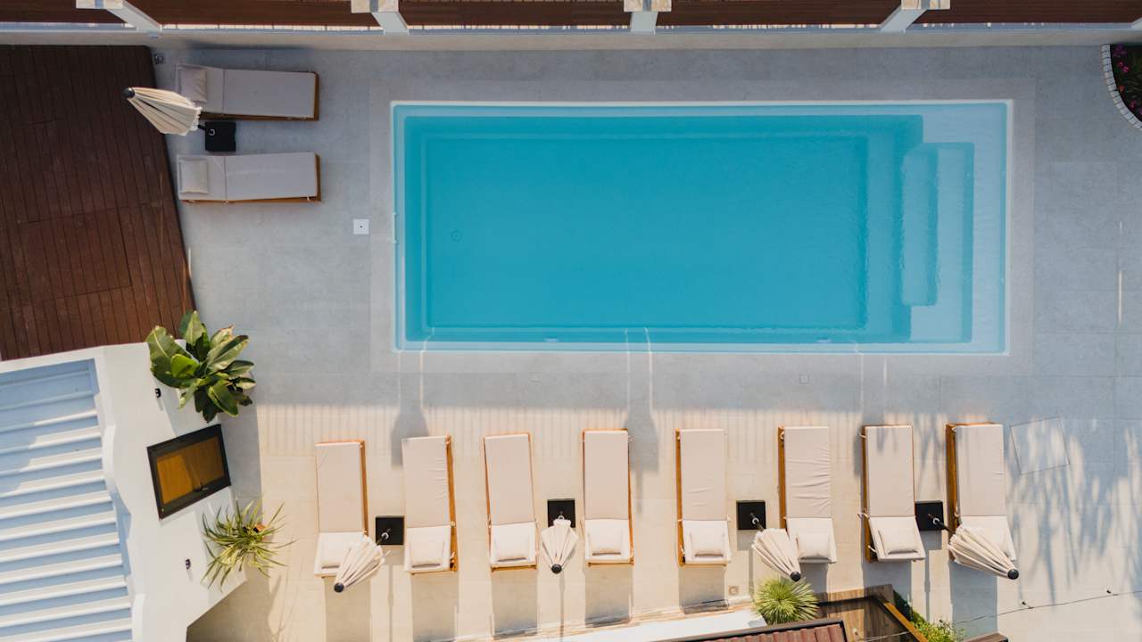 Pool Lej & Laj Residence