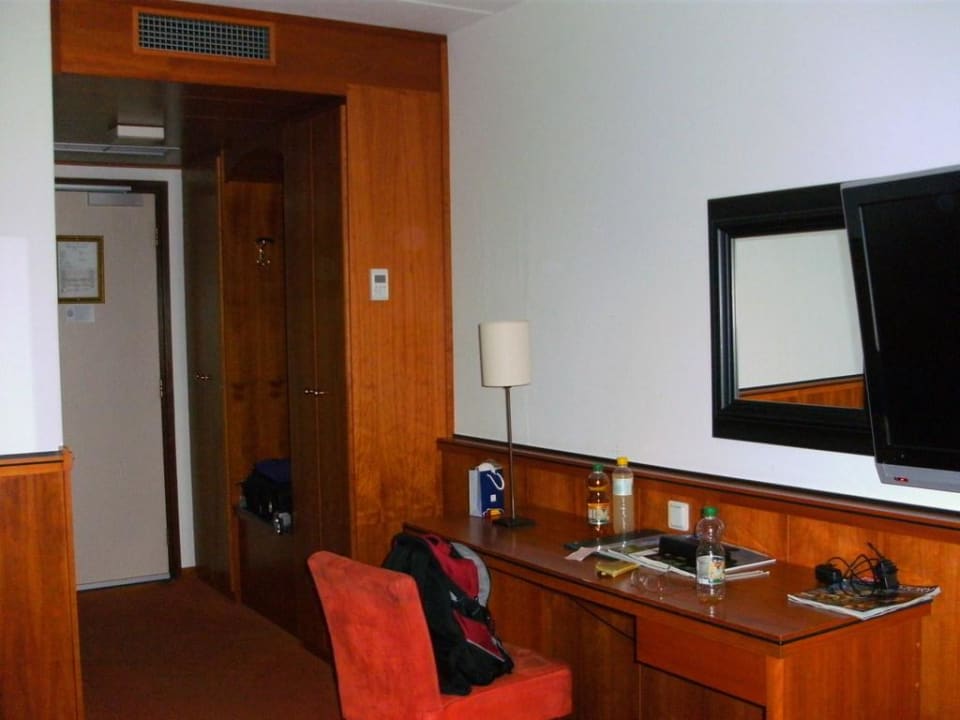 Zimmer 610 Van der Valk Hotel A4 Schiphol