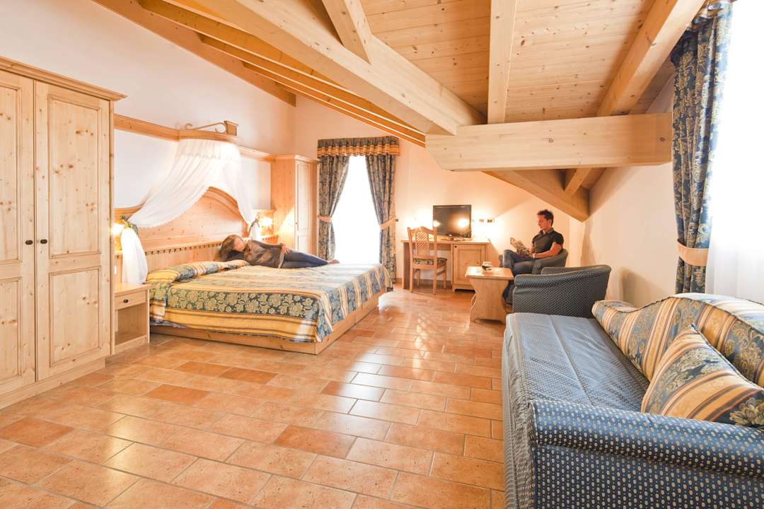 Junior suite Delux Passo cercen Hotel Albergo San Rocco