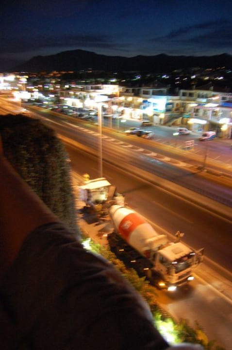 Ausblick aus unserem zweiten Zimmer BlueBay Estepona Beach