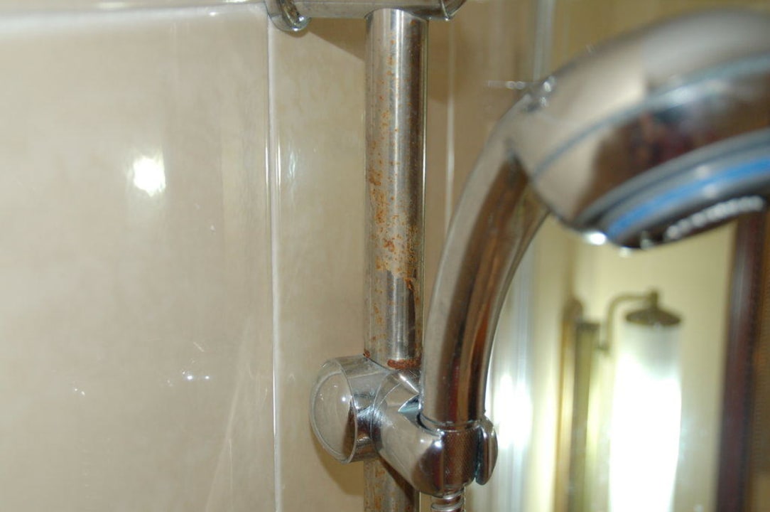 Verrostete Duschrohre Iberostar Origin Laguna Azul