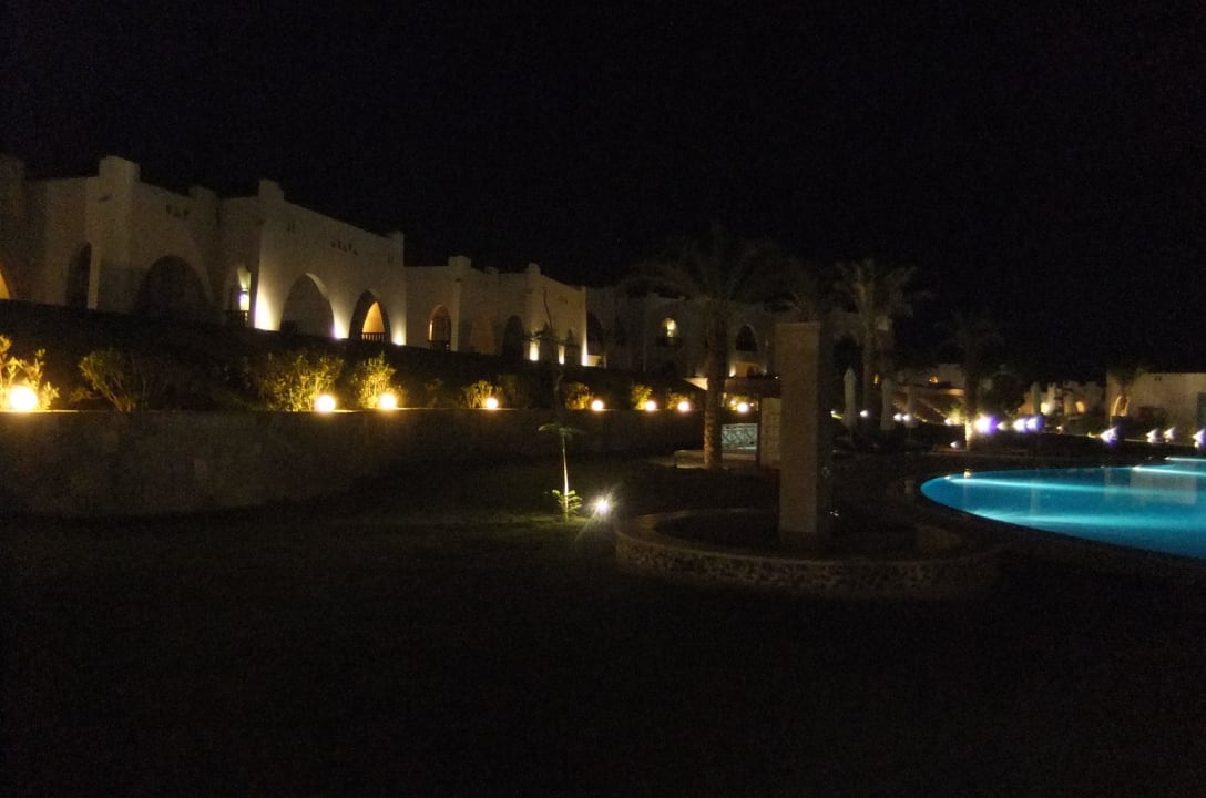 Gut ausgeleuchtete Anlage Hilton Marsa Alam Nubian Resort