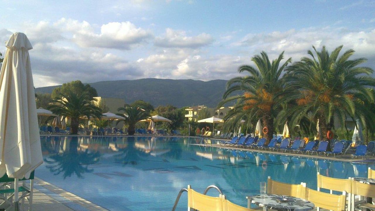 Basen hotelowy alltoura Club Hotel Poseidon Palace