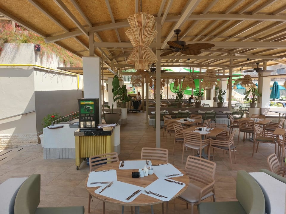 Gastro Can Garden Resort