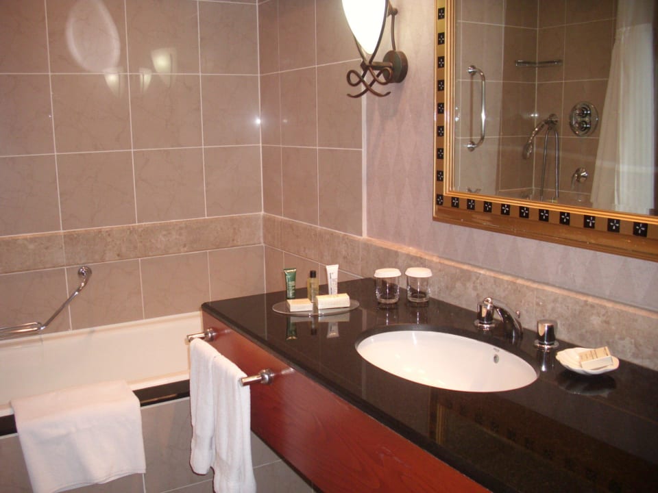 Bad Zimmer 302 Hilton Salalah  Resort